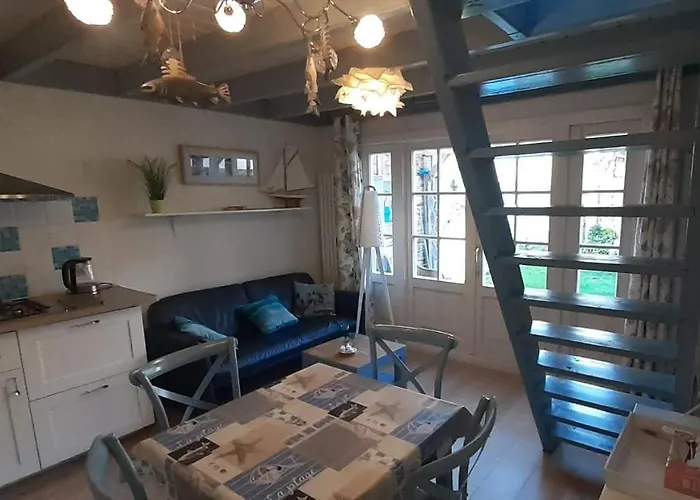 Vakantiehuis Close To The *